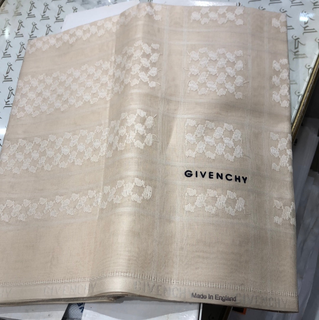 غترة جفنشي Givenchy Ghutra